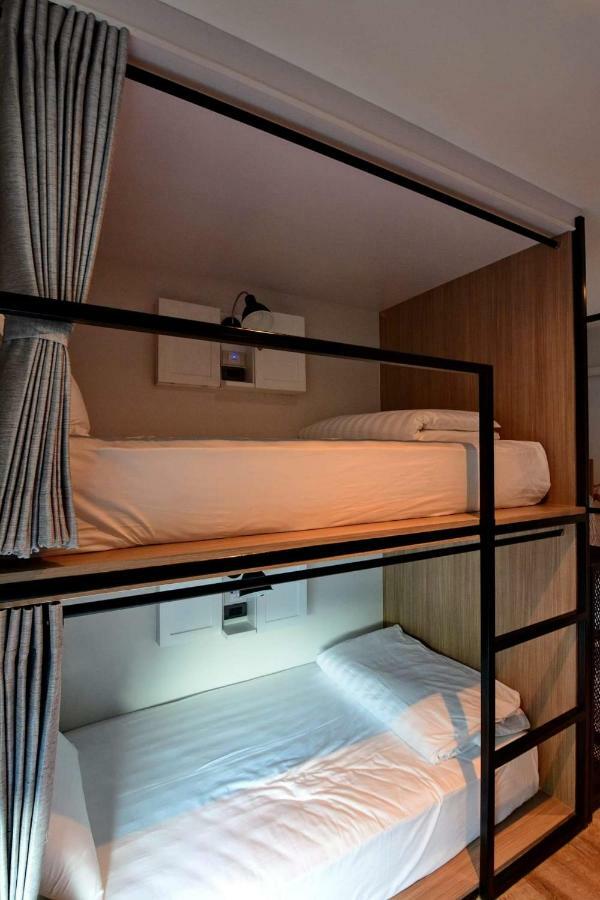 Lana Beds & Space Chiang Mai Exteriör bild