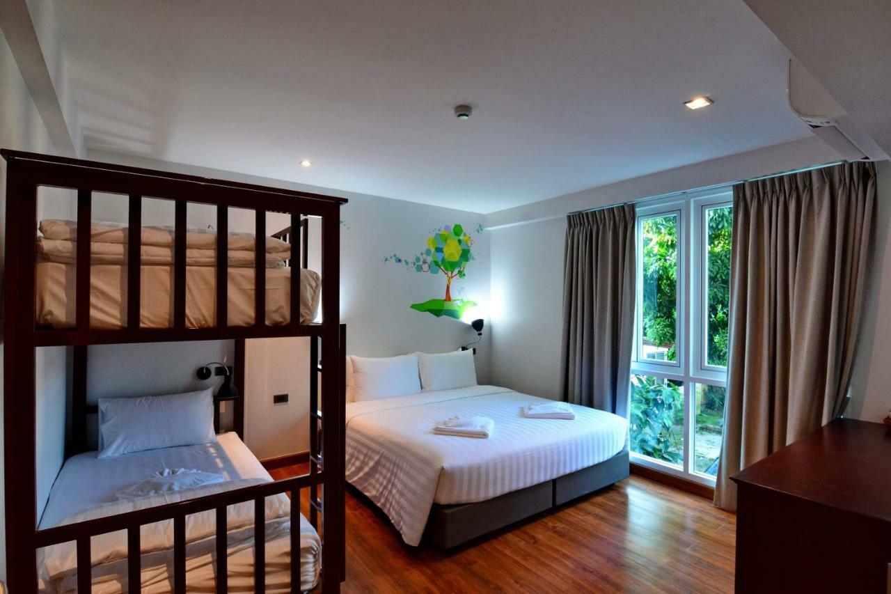 Lana Beds & Space Chiang Mai Exteriör bild