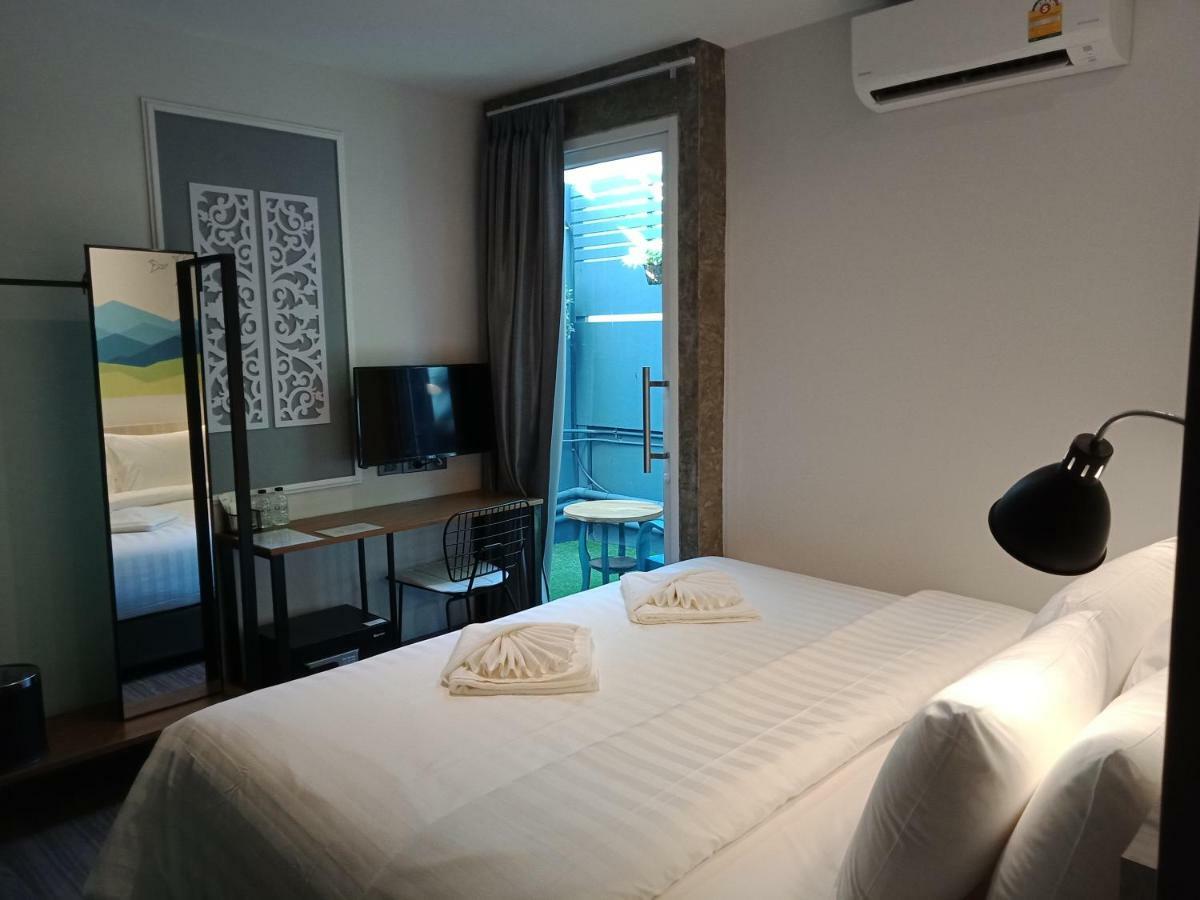 Lana Beds & Space Chiang Mai Exteriör bild
